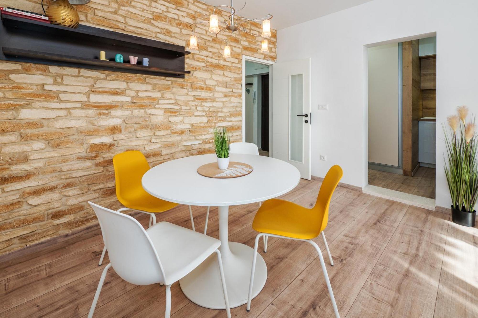 Spinut Sunset 3Bd Apartment - Sea View Balcony & Quiet Area Split Exterior photo